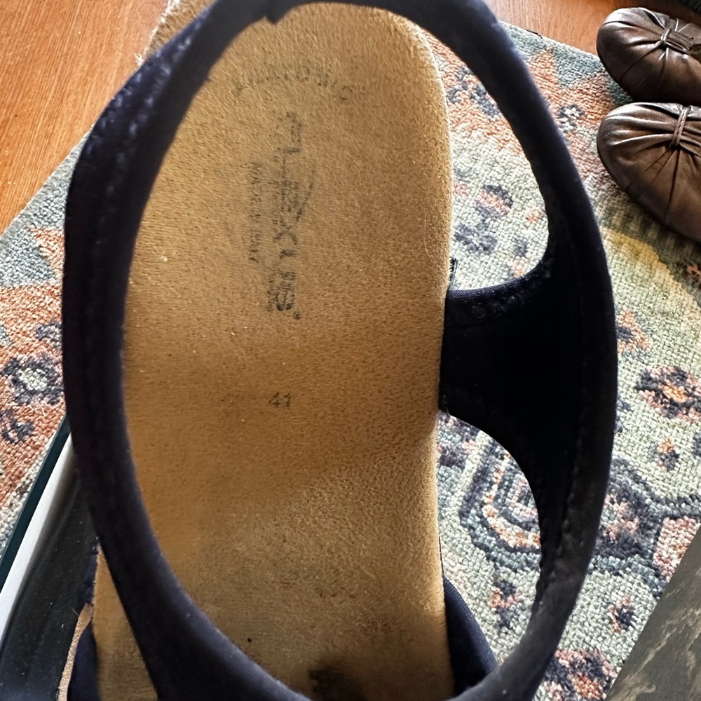 Spring Step Flexus Navy Sandals - image 6